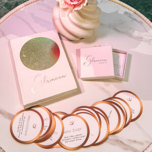 Glamoon knjiga + karte na poklon